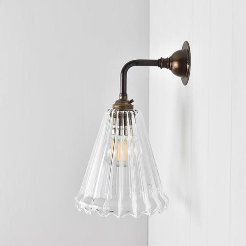 RYE RIBBED Small Elbow Wall Light in Antique Brass